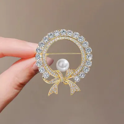 Cubic Zircon Round and Bow Hijab Brooch